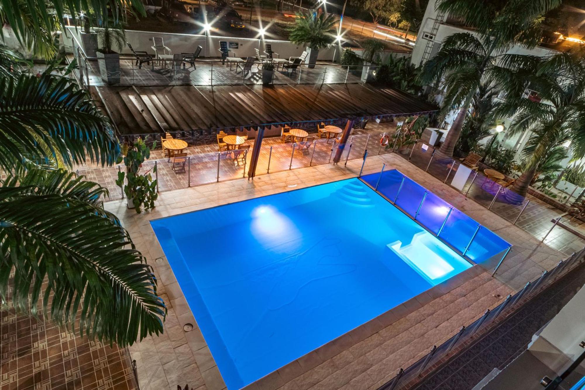 Hotel El Aeropuerto ซานโฮเซเดลกัวเบียเร ภายนอก รูปภาพ