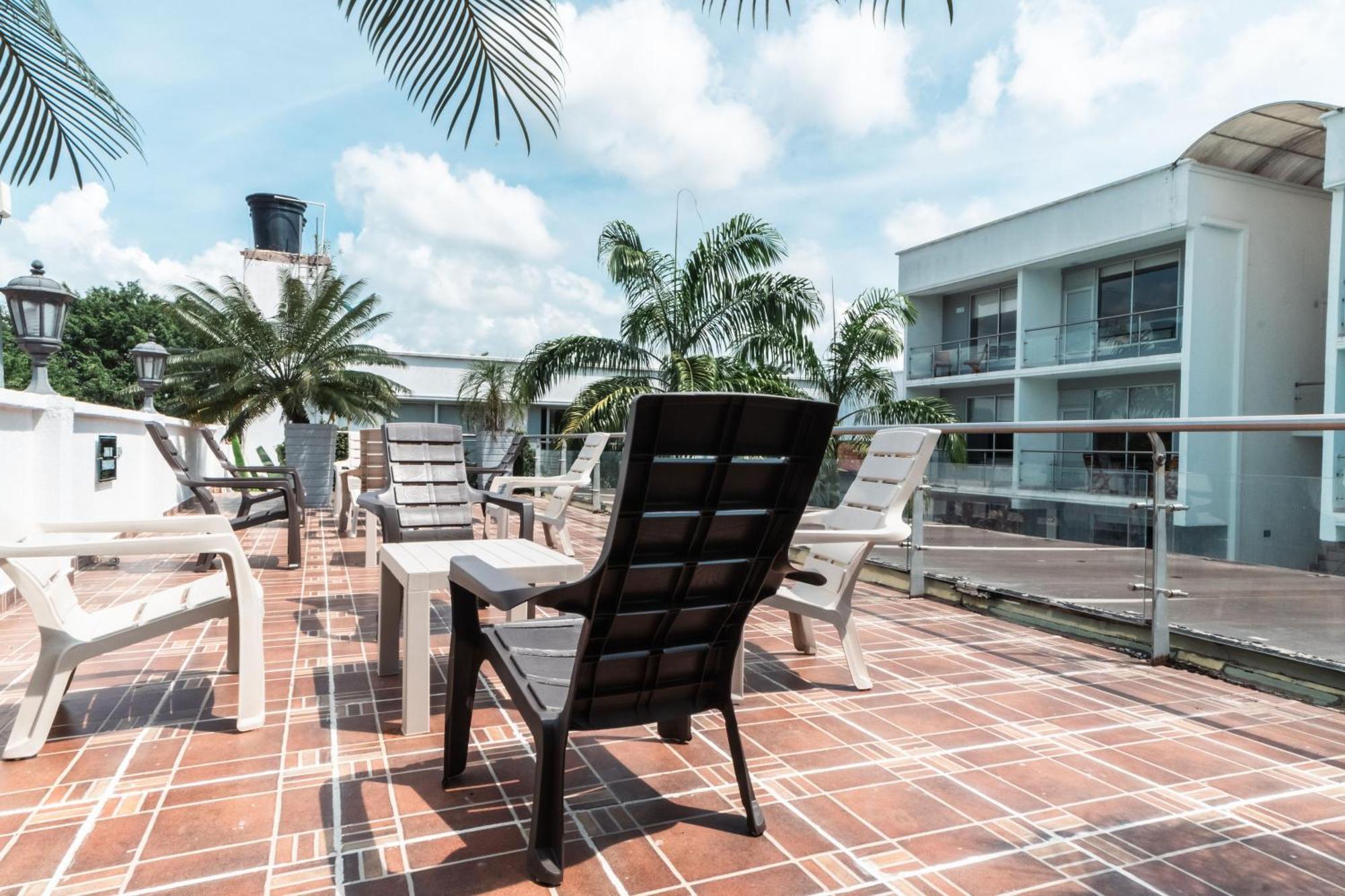 Hotel El Aeropuerto ซานโฮเซเดลกัวเบียเร ภายนอก รูปภาพ