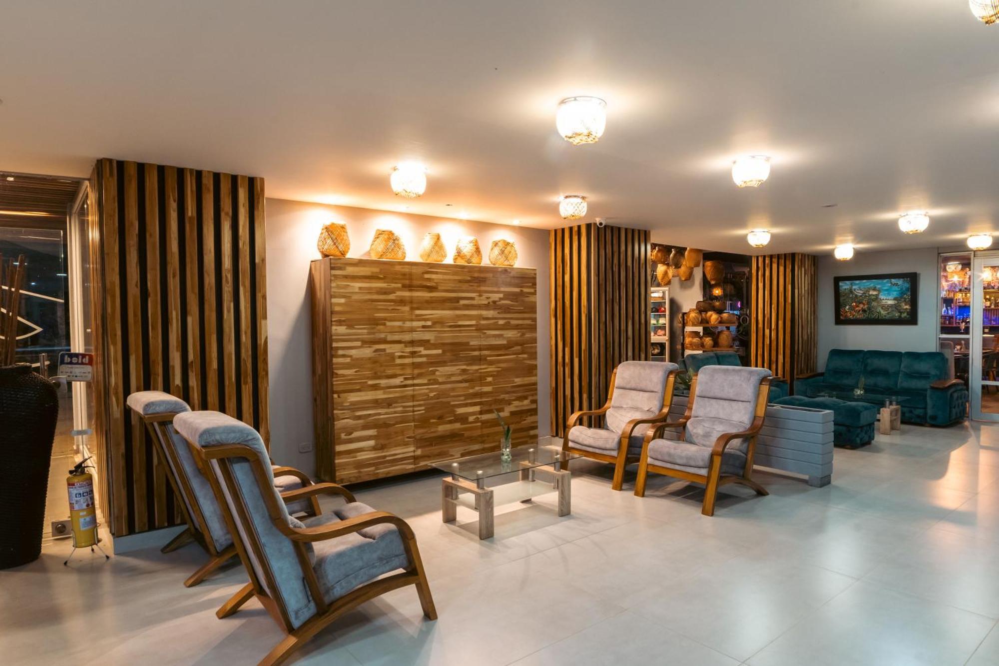 Hotel El Aeropuerto ซานโฮเซเดลกัวเบียเร ภายนอก รูปภาพ